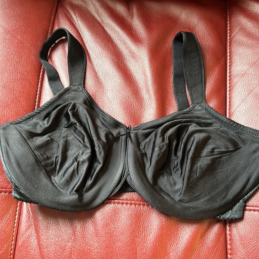 Wacoal Black full coverage underwire bra